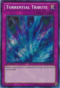 819083